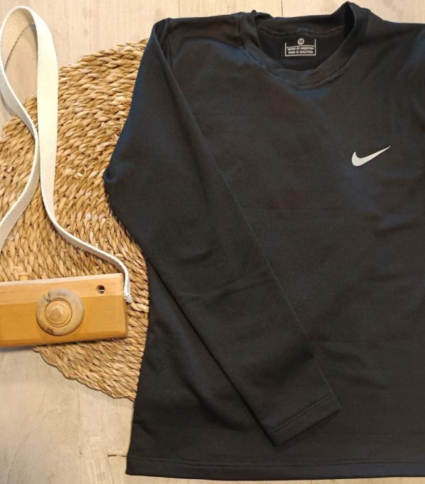 Camiseta Termica nueva T10