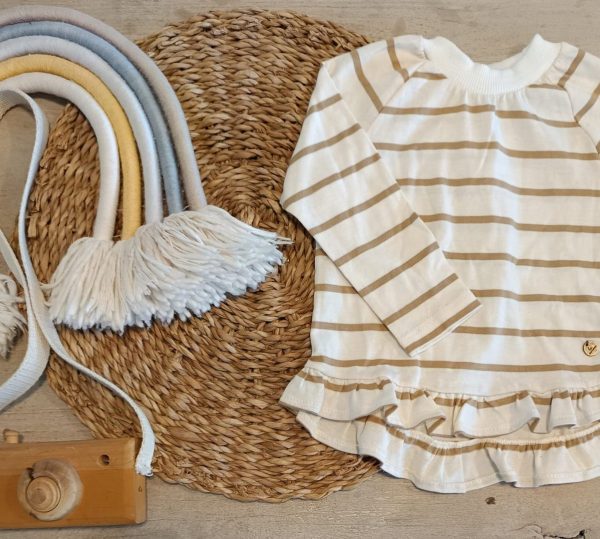 Remera volados 36 meses (nueva)